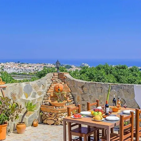 Holiday home Mit Privatpool Fuer 6 Personen Ca 140 Qm In Nerja, Andalusien Costa Del Sol Nerja