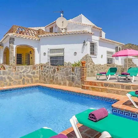 Mit Privatpool Fuer 6 Personen Ca 140 Qm In Nerja, Andalusien Costa Del Sol Holiday home